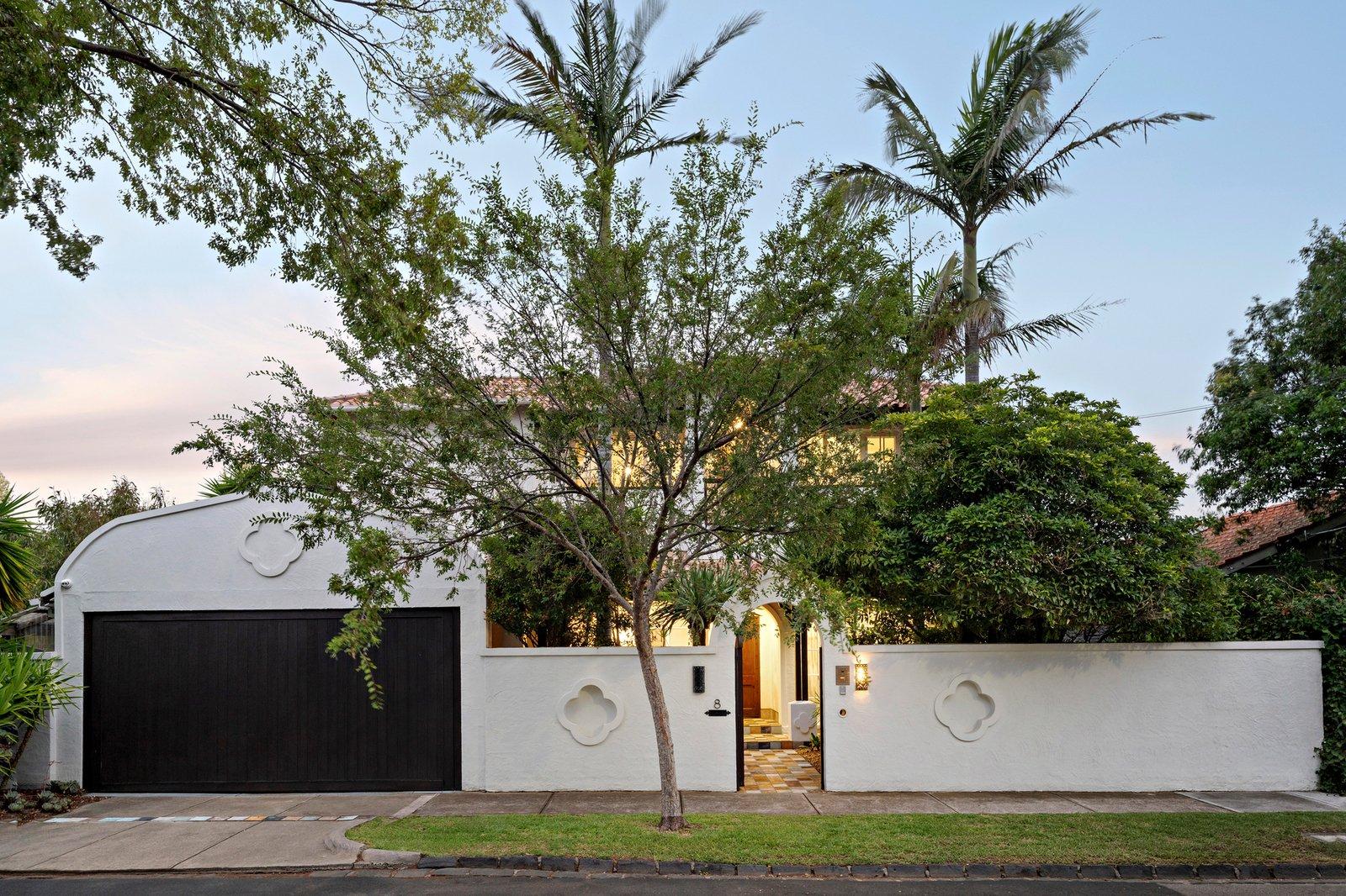 8 Nyora Grove, Caulfield North, 3161