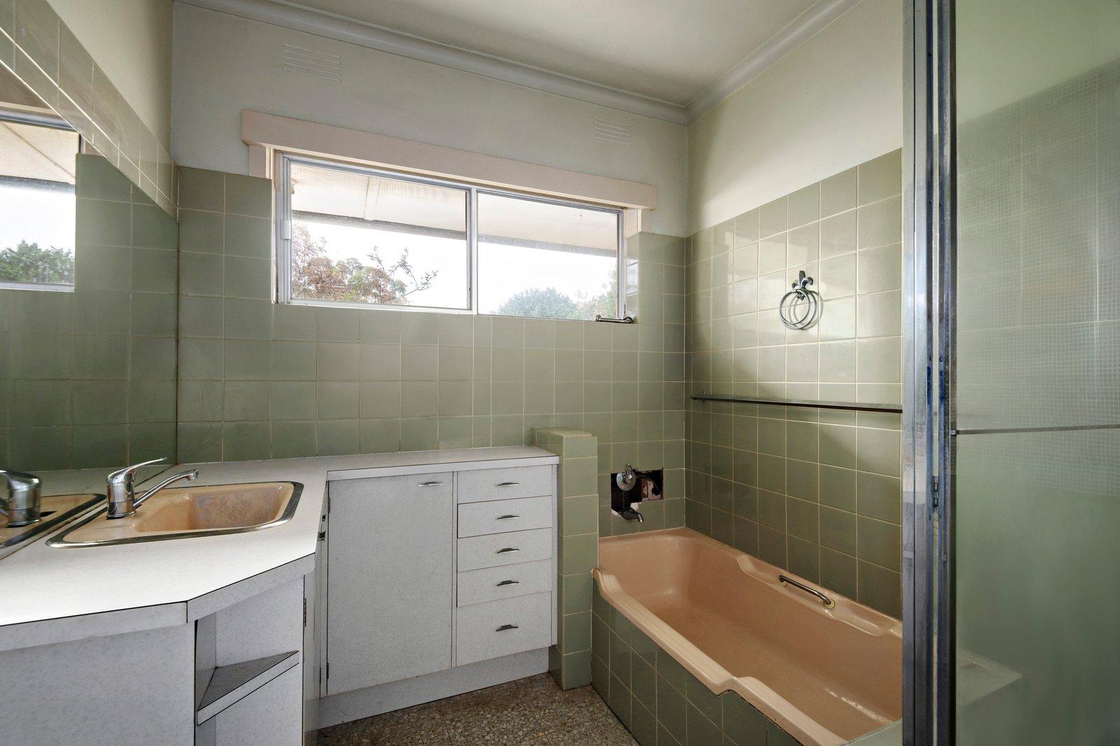 8 Norman Avenue, Frankston South, 3199