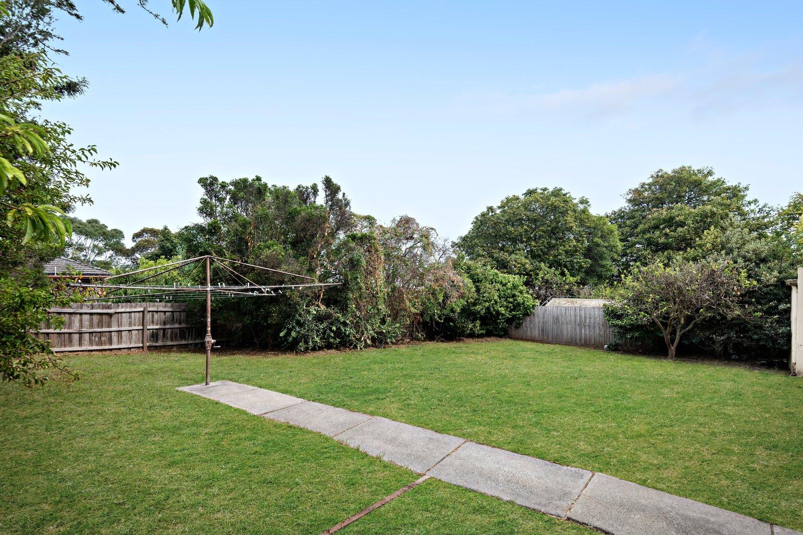 8 Norman Avenue, Frankston South, 3199