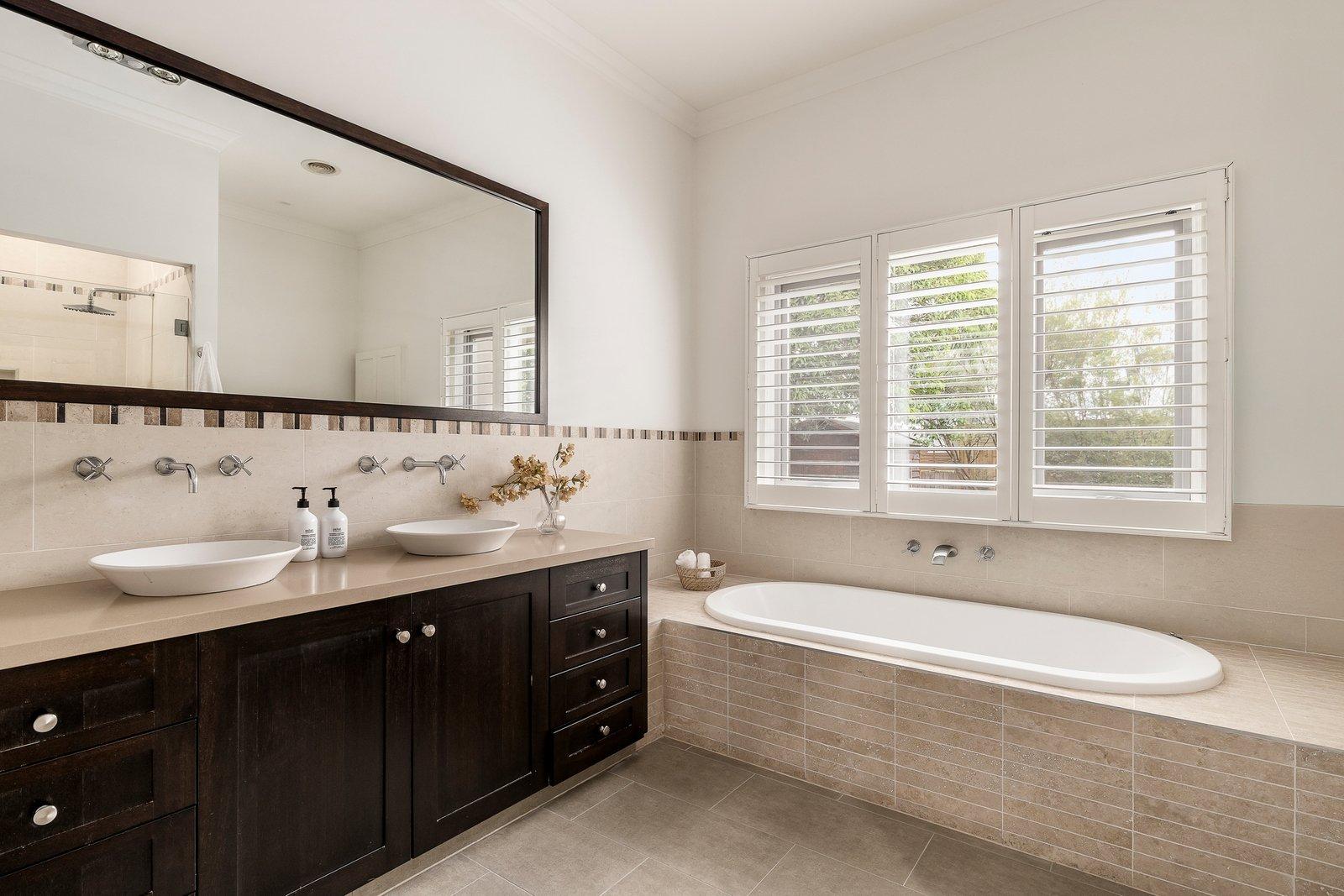 8 Burbank Street, Ashburton, 3147