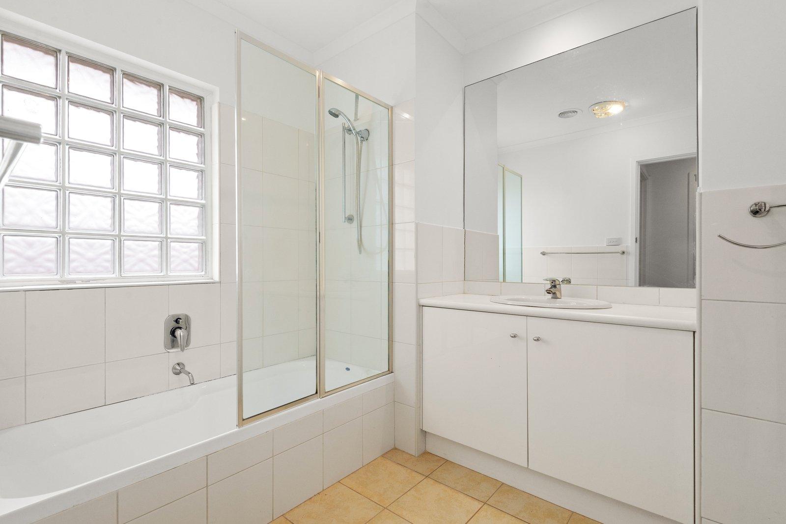 8 Botanic Drive, Doncaster, 3108