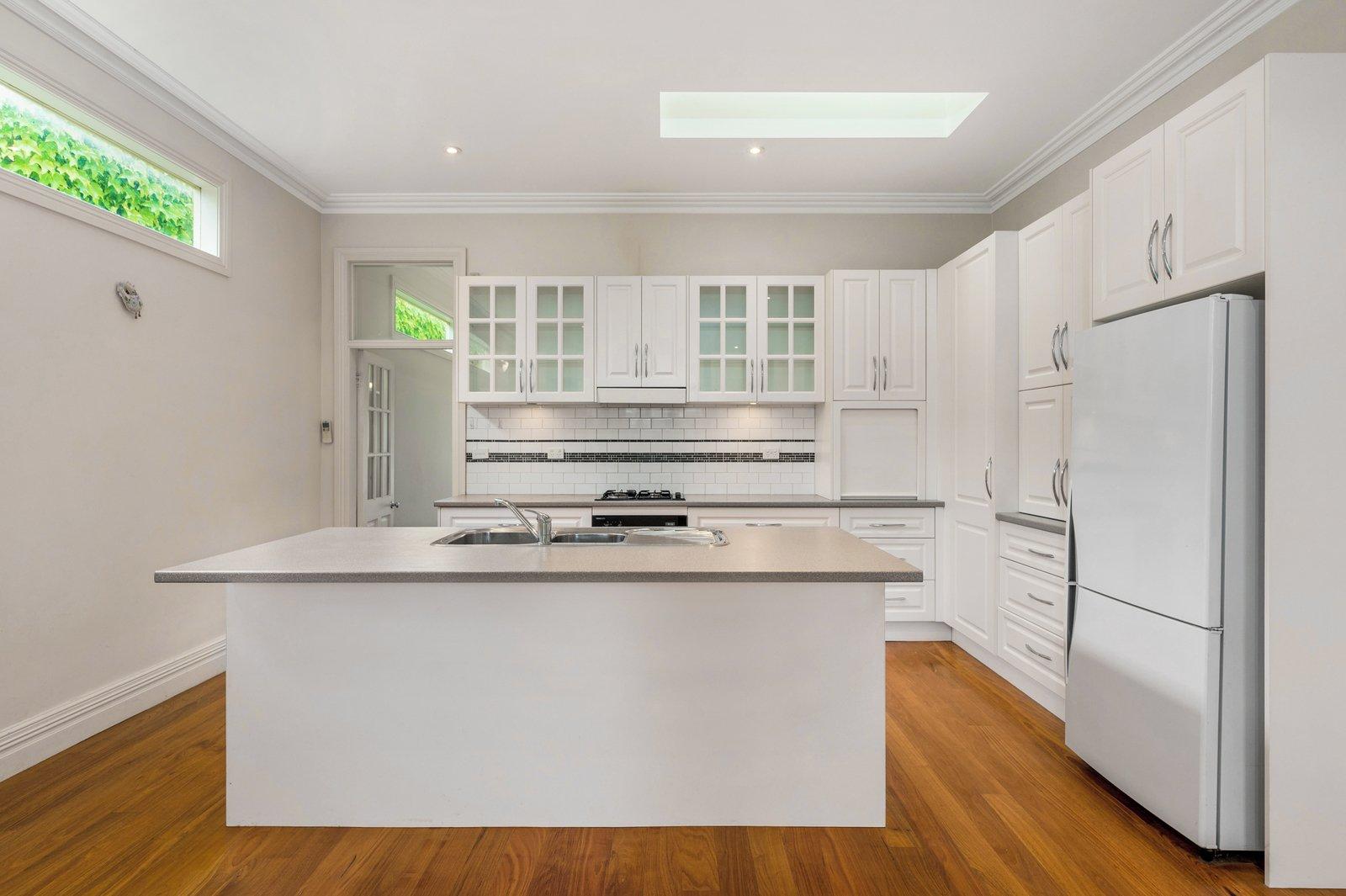 8 Loch Street, Hawthorn East, 3123