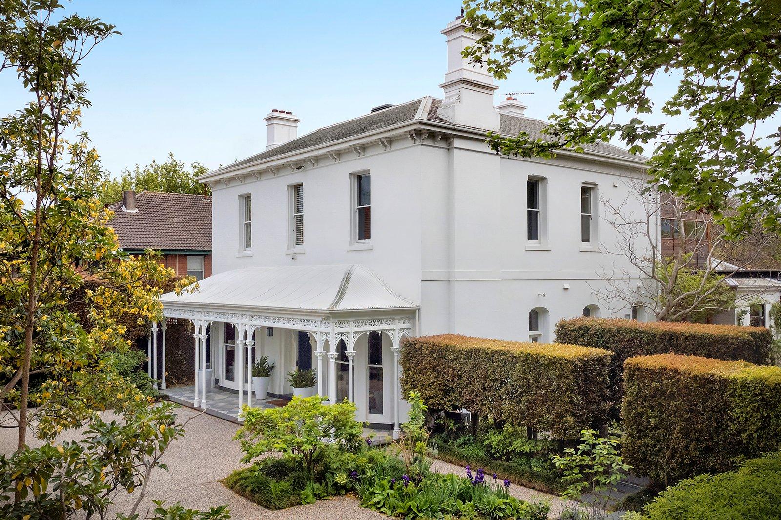 8 Tiuna Grove, Elwood, 3184