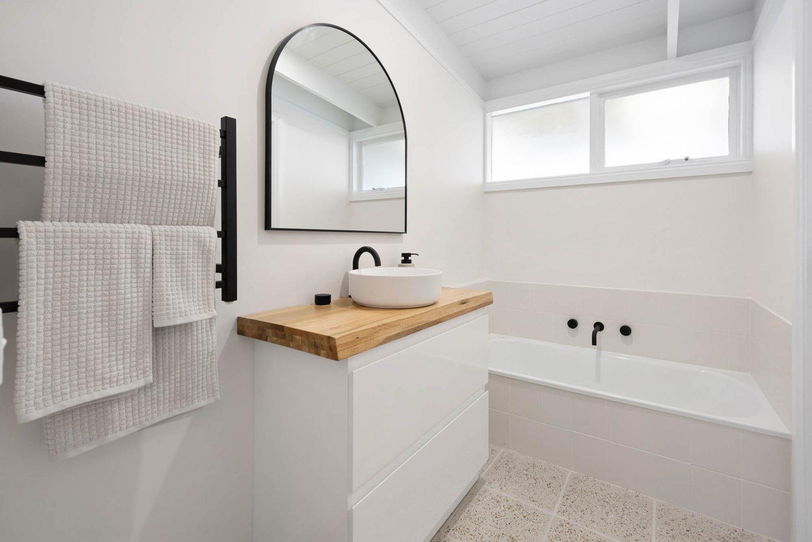 8 Vivian Way, Mount Martha, 3934