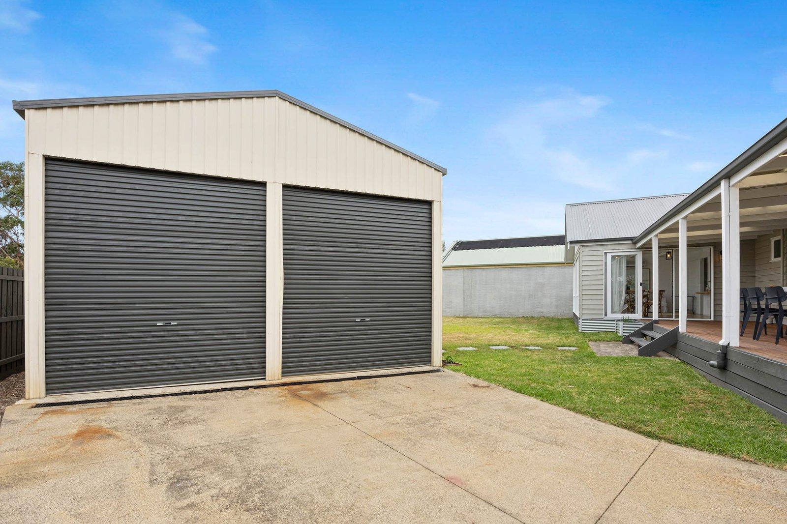 8 Vivian Way, Mount Martha, 3934