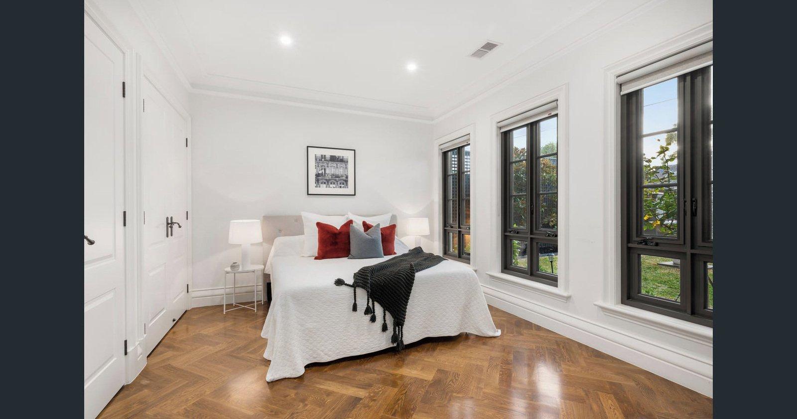 8 Wood Street, Bentleigh, 3204