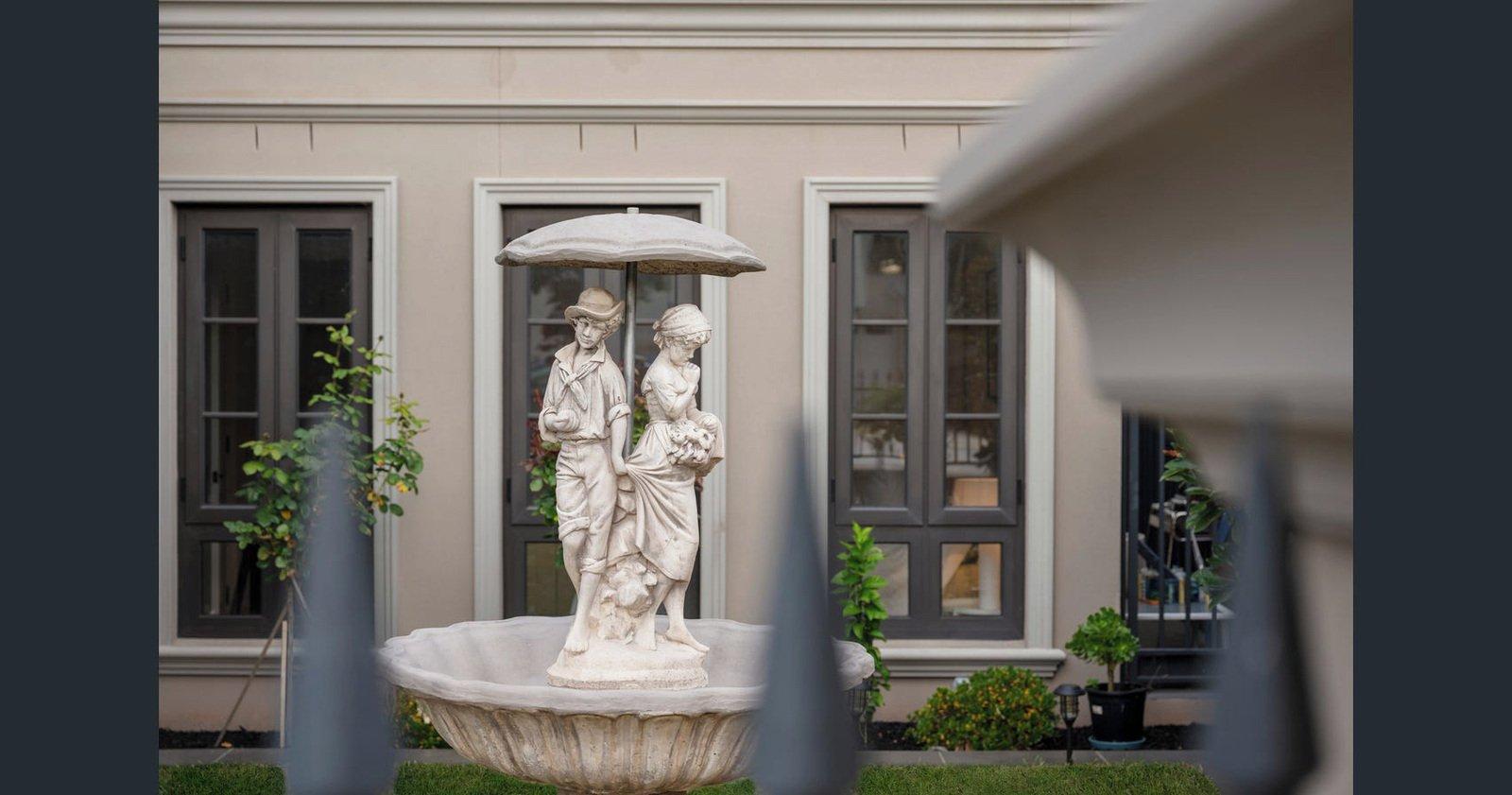 8 Wood Street, Bentleigh, 3204