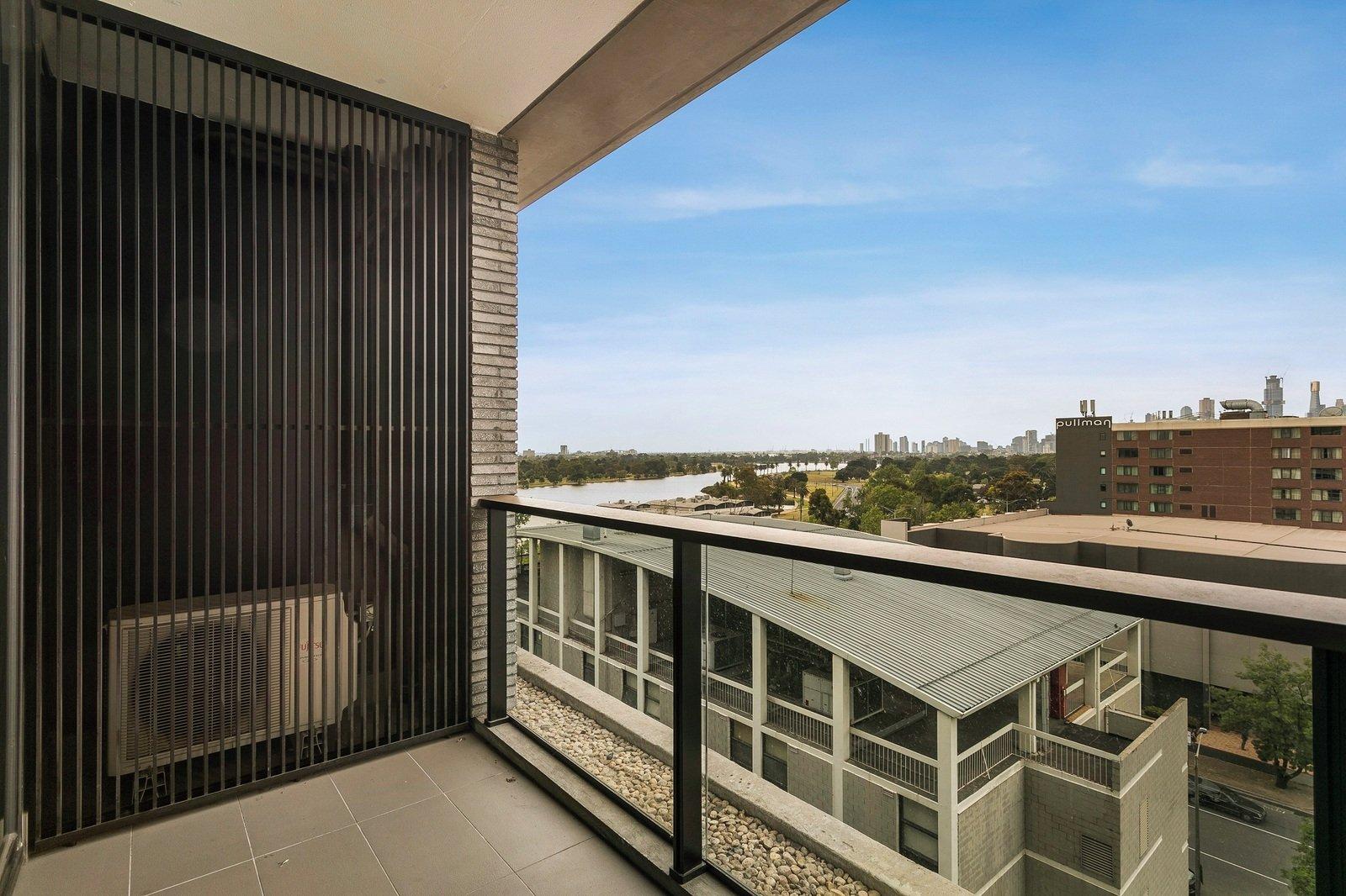 801/70 Queens Road, Melbourne, 3000