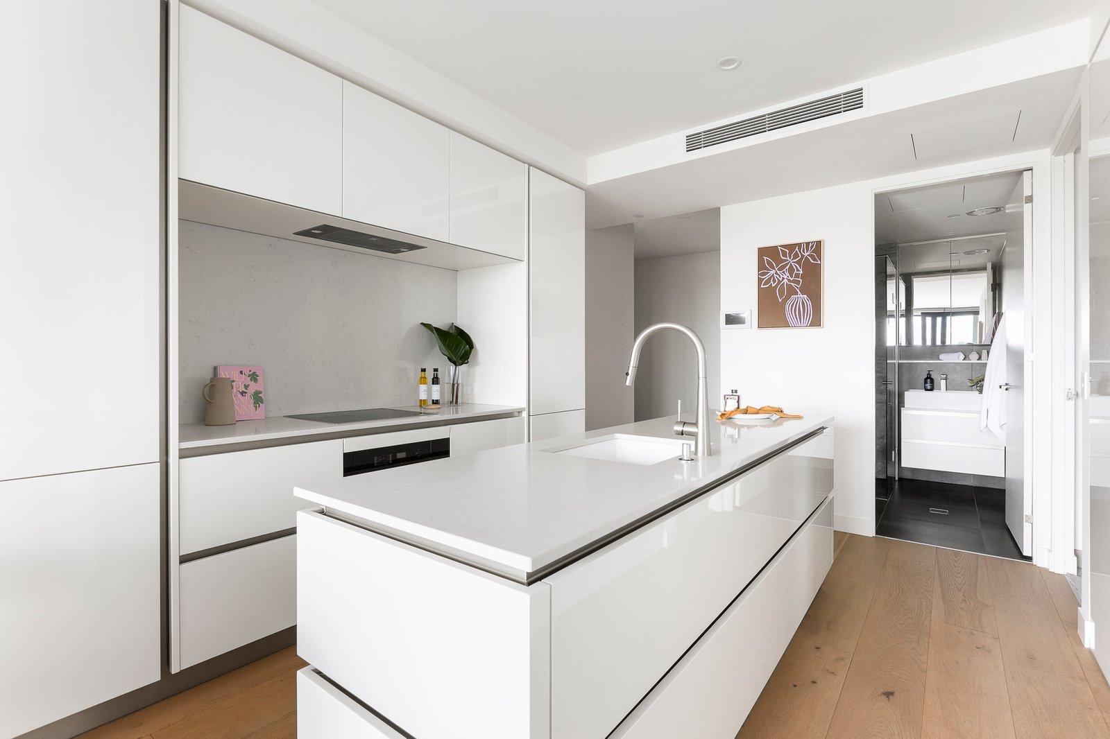 802/10 Lilydale Grove, Hawthorn East, 3123