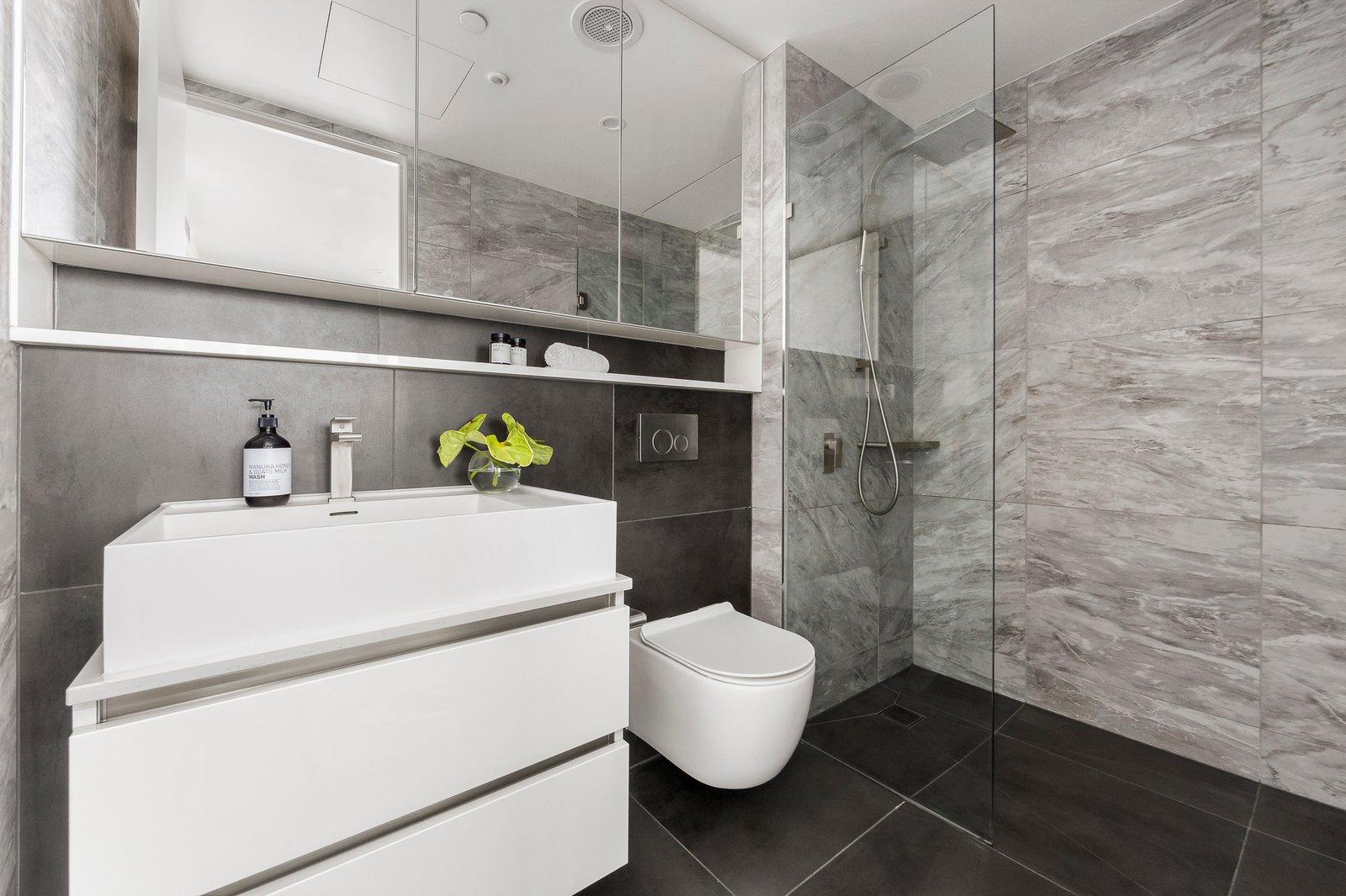 802/10 Lilydale Grove, Hawthorn East, 3123