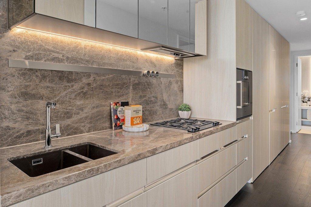 808/20 Queens Road, MELBOURNE, 3004