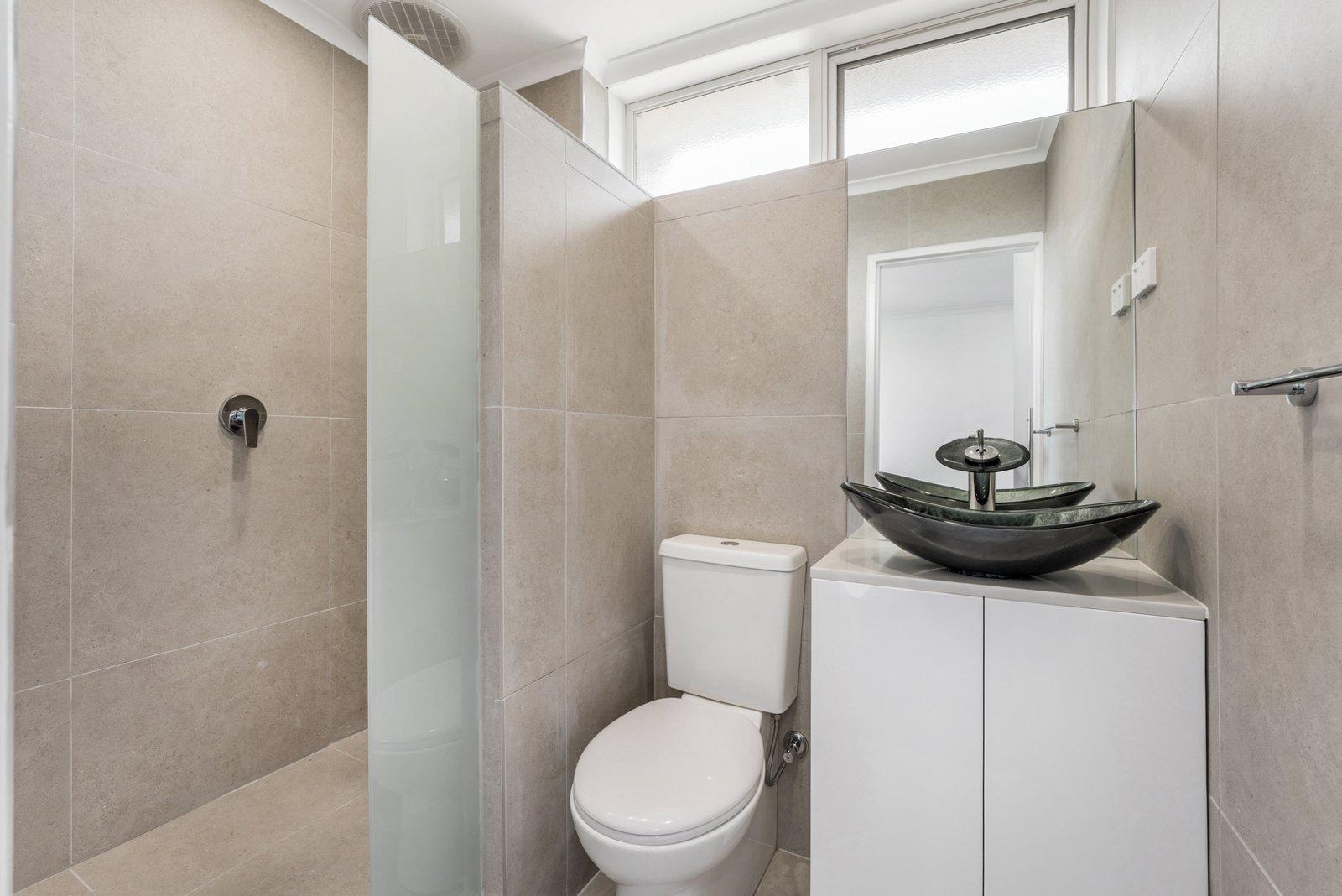 8/12 Madden Grove, Burnley, 3121