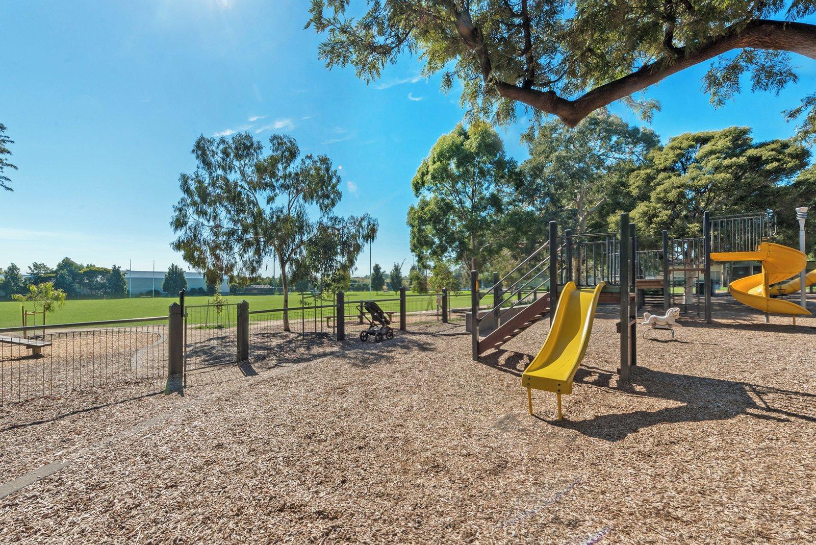 8/12a A'Beckett Street, Prahran, 3181