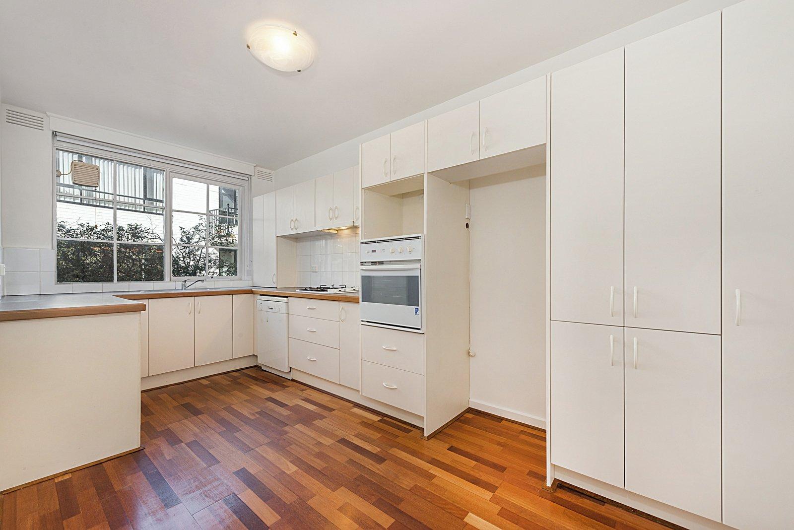 8/12a A'Beckett Street, Prahran, 3181