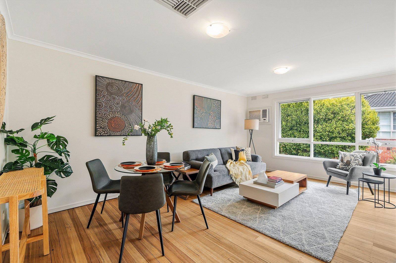 8/17 Kingsley Crescent, Mont Albert, 3127