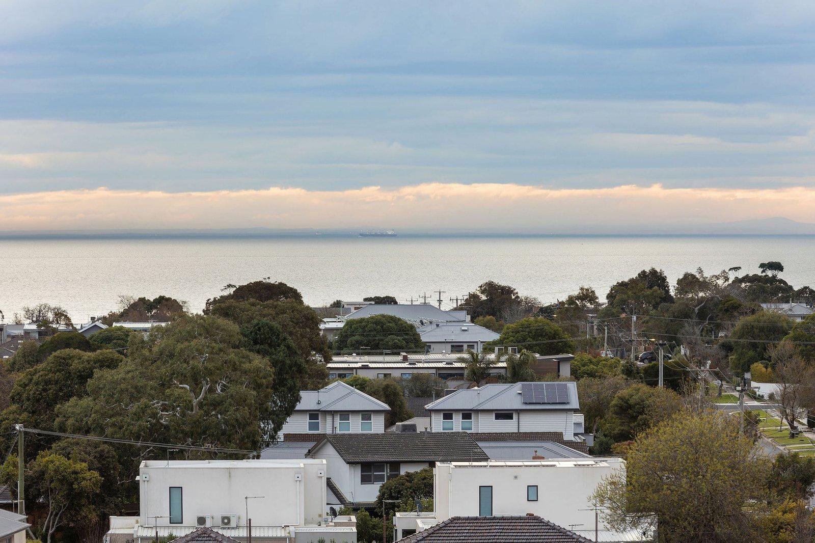 82 Venice Street, Mornington, 3931