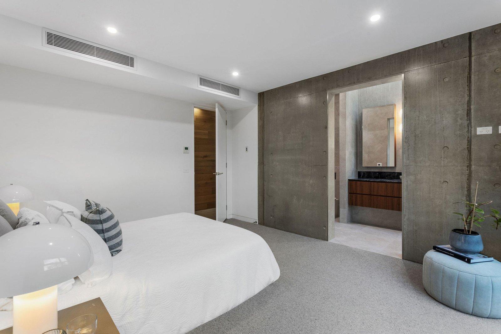 82 Venice Street, Mornington, 3931