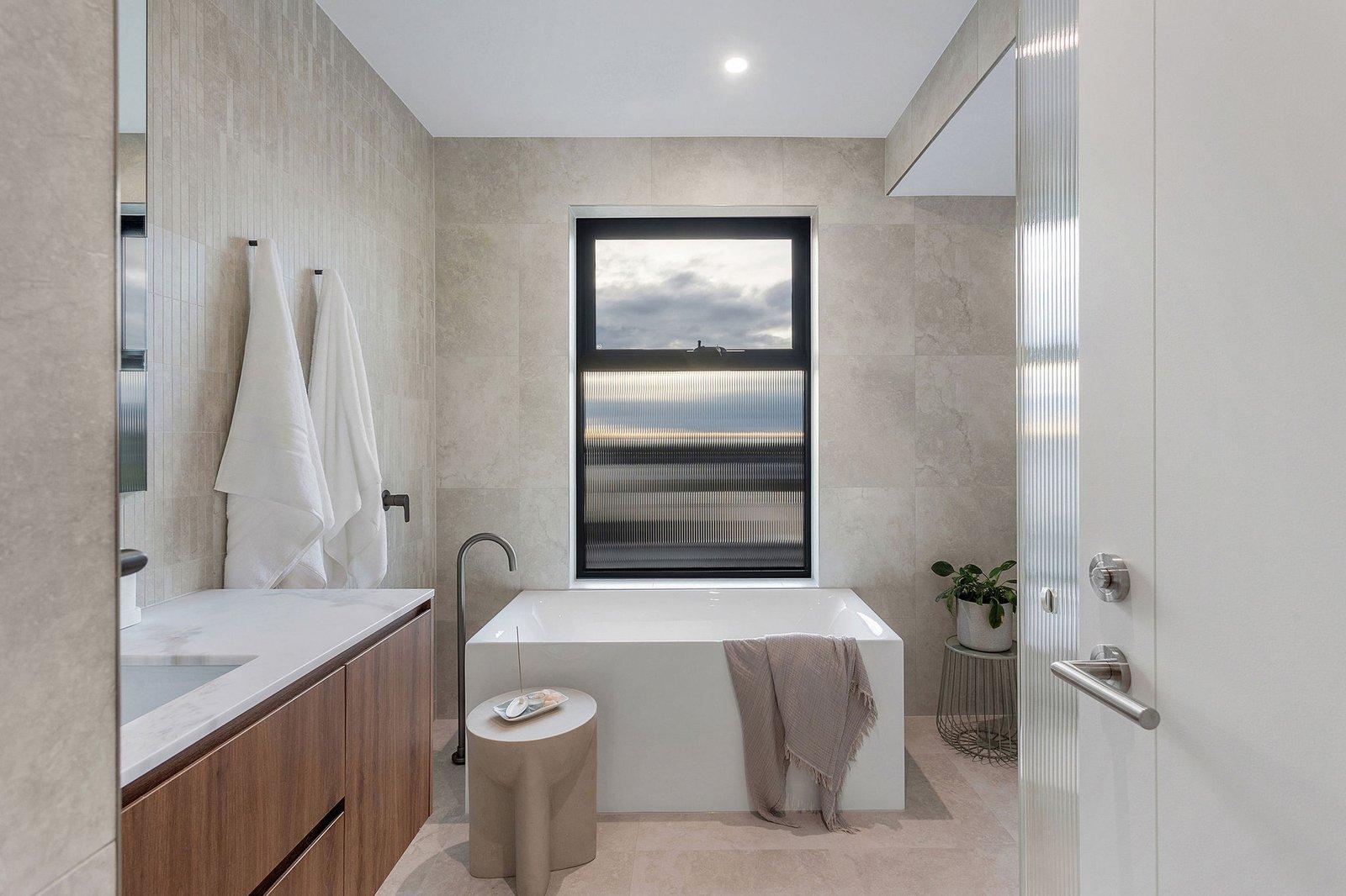 82 Venice Street, Mornington, 3931