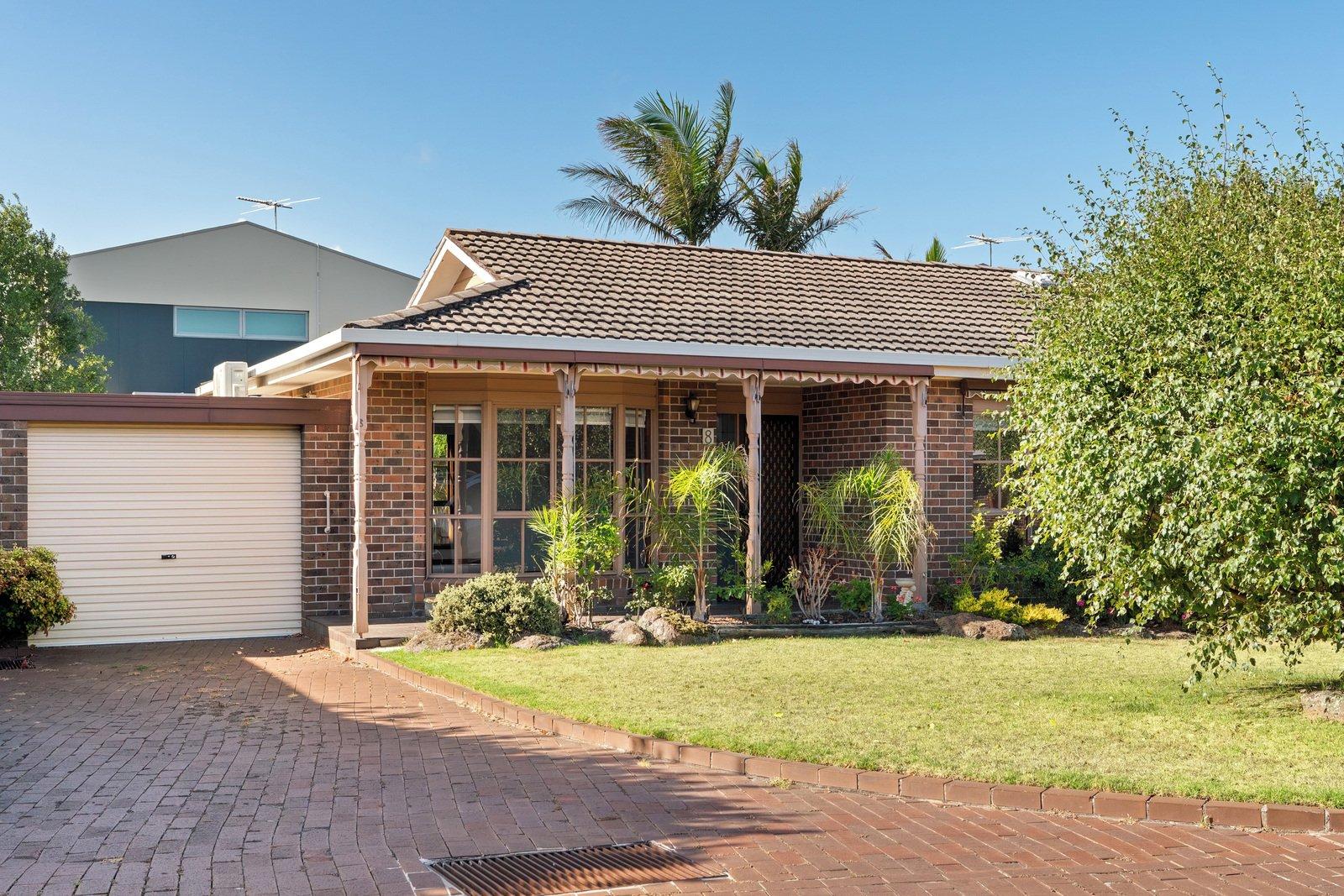 8/42-46 Tanti Avenue, Mornington, 3931