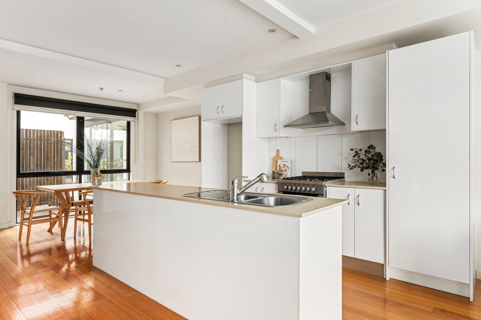 8/443 Burke Road, Glen Iris, 3146