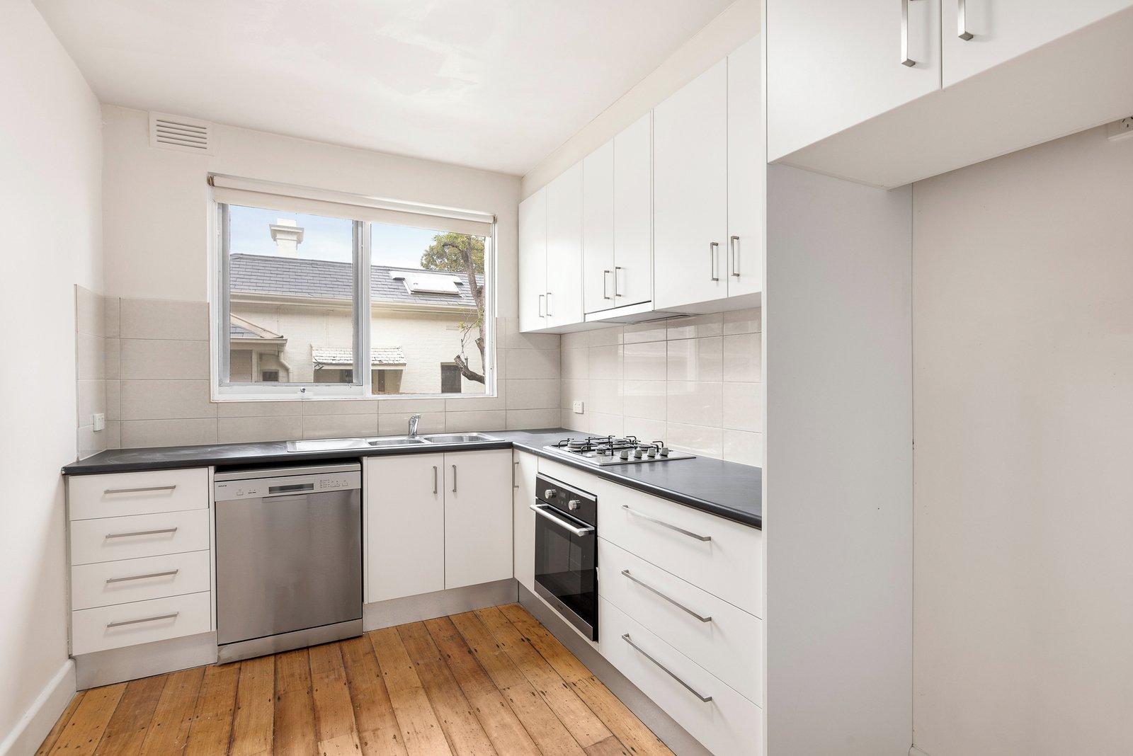 8/492 Glenferrie Road, Hawthorn, 3122