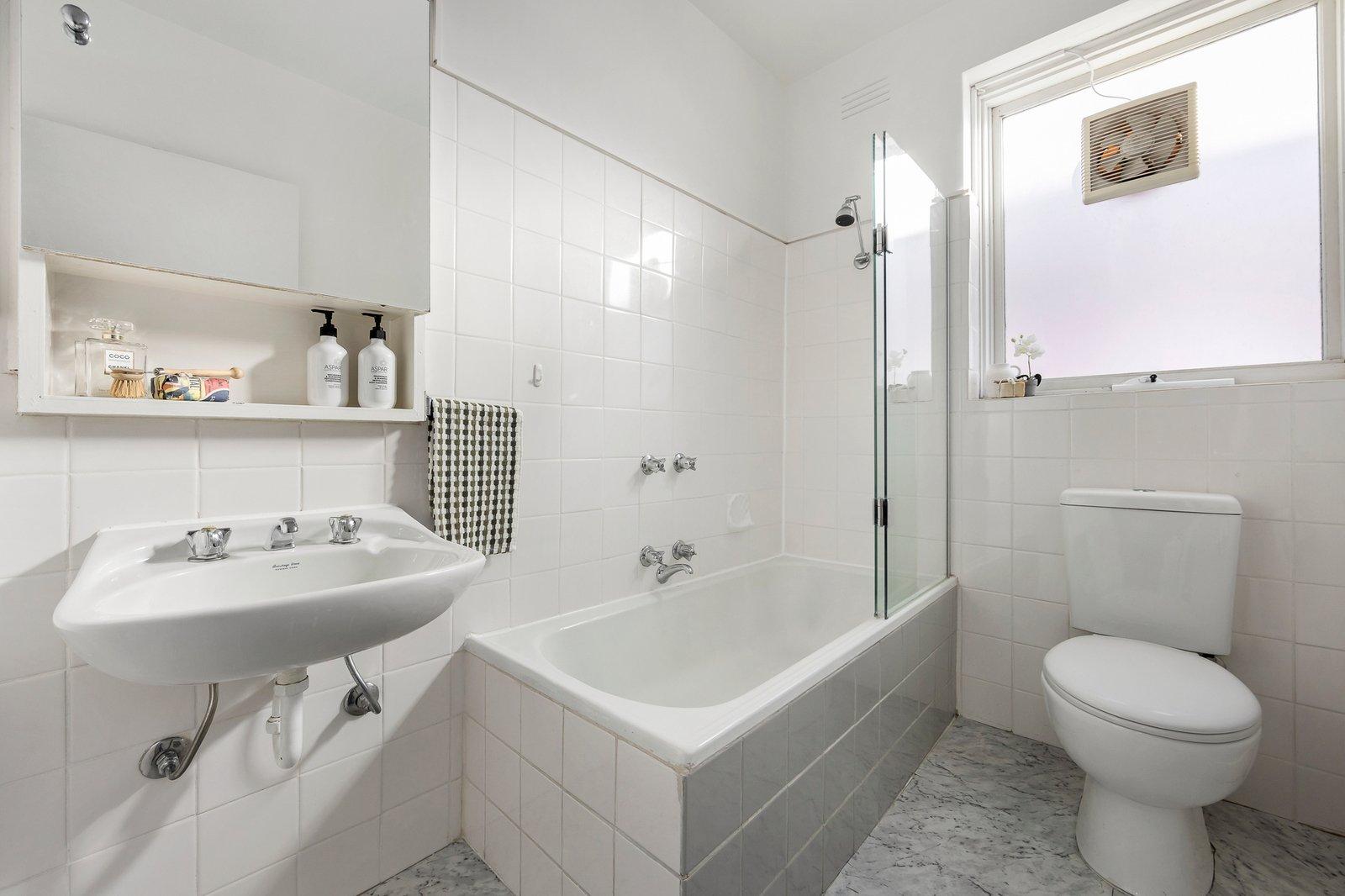 8/563 Glenferrie Road, Hawthorn, 3122