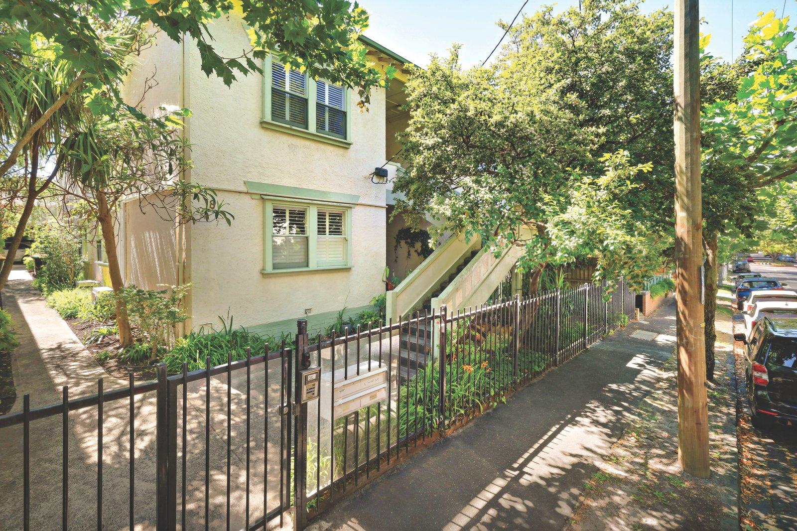 8/8 Beach Avenue, Elwood, 3184