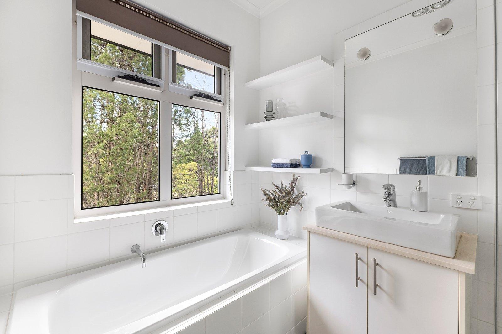 8/903 Riversdale Road, Camberwell, 3124