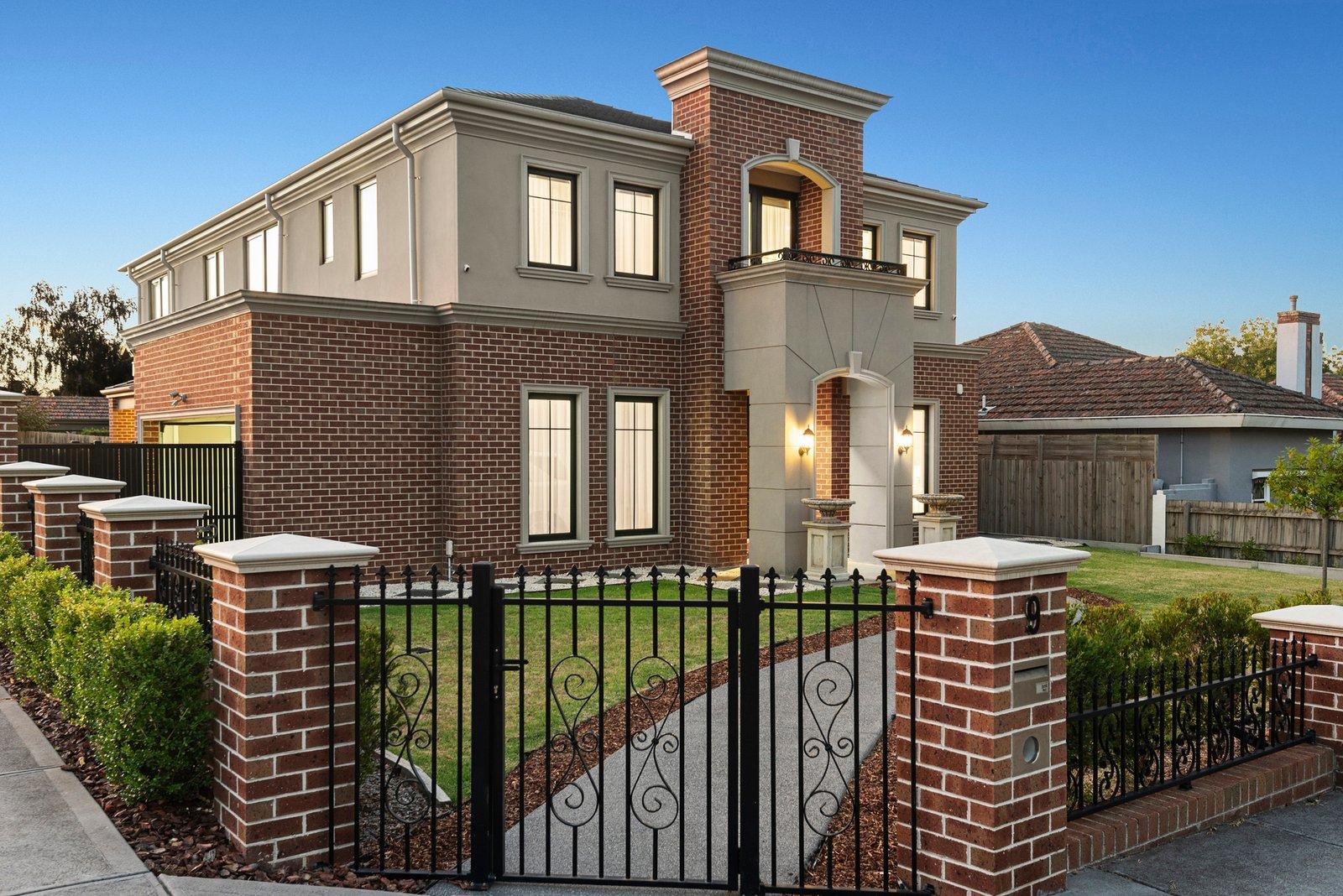 9 Banool Road, Surrey Hills, 3127