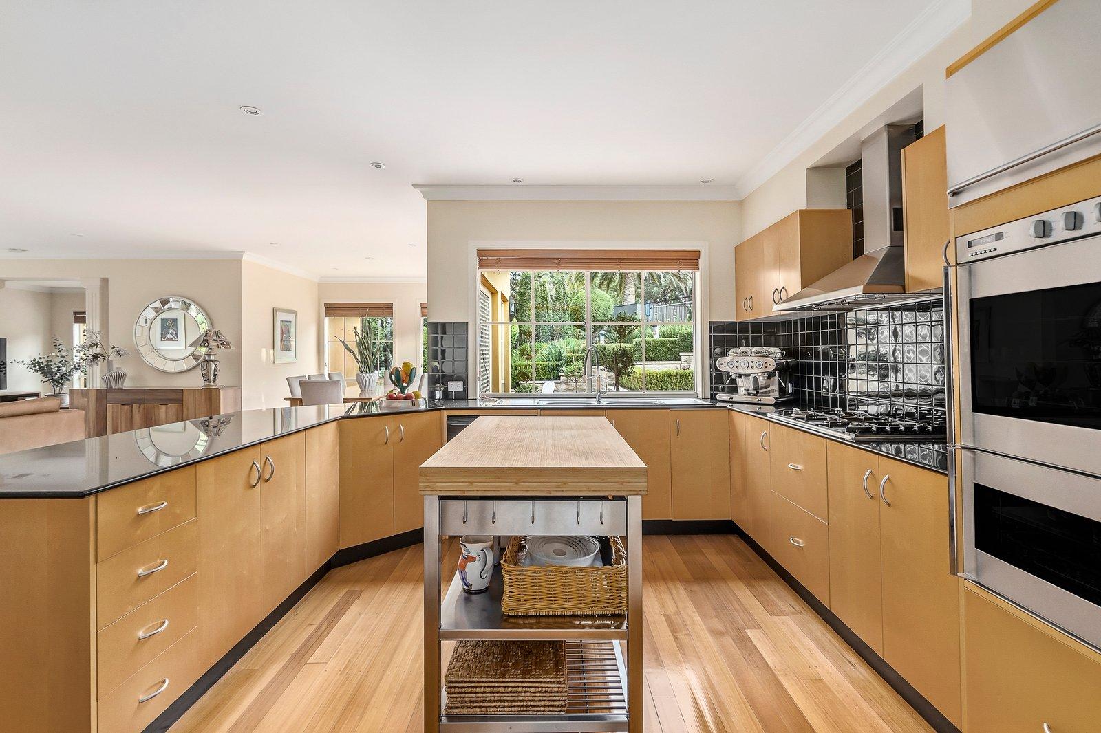 9 Villanova Court, Park Orchards, 3114