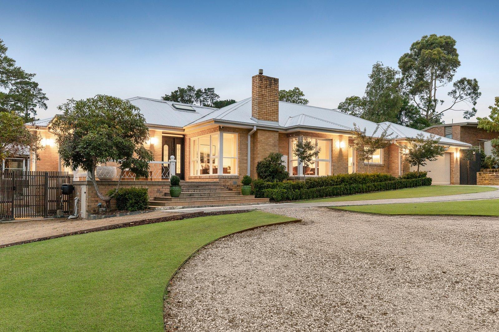 90-92 Enfield Avenue, Park Orchards, 3114