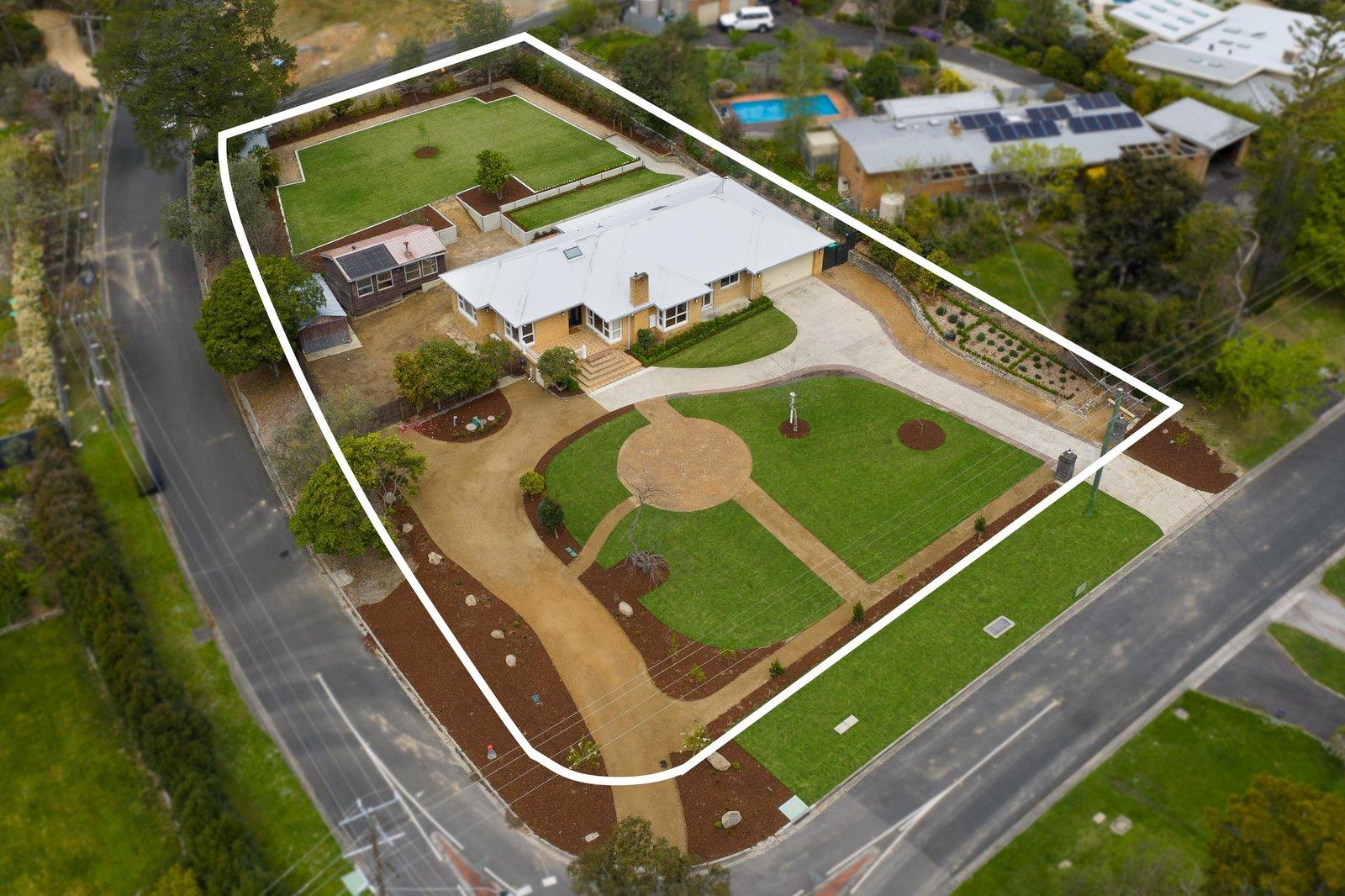 90-92 Enfield Avenue, Park Orchards, 3114