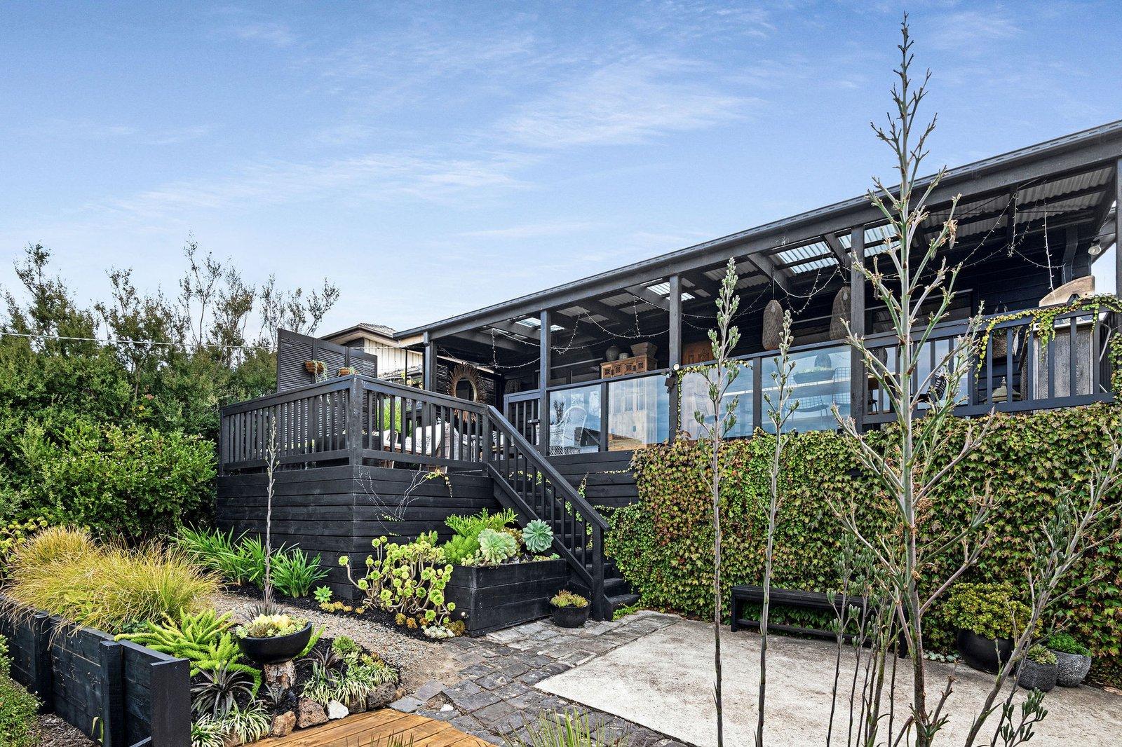 90 Weeroona Street, Rye, 3941