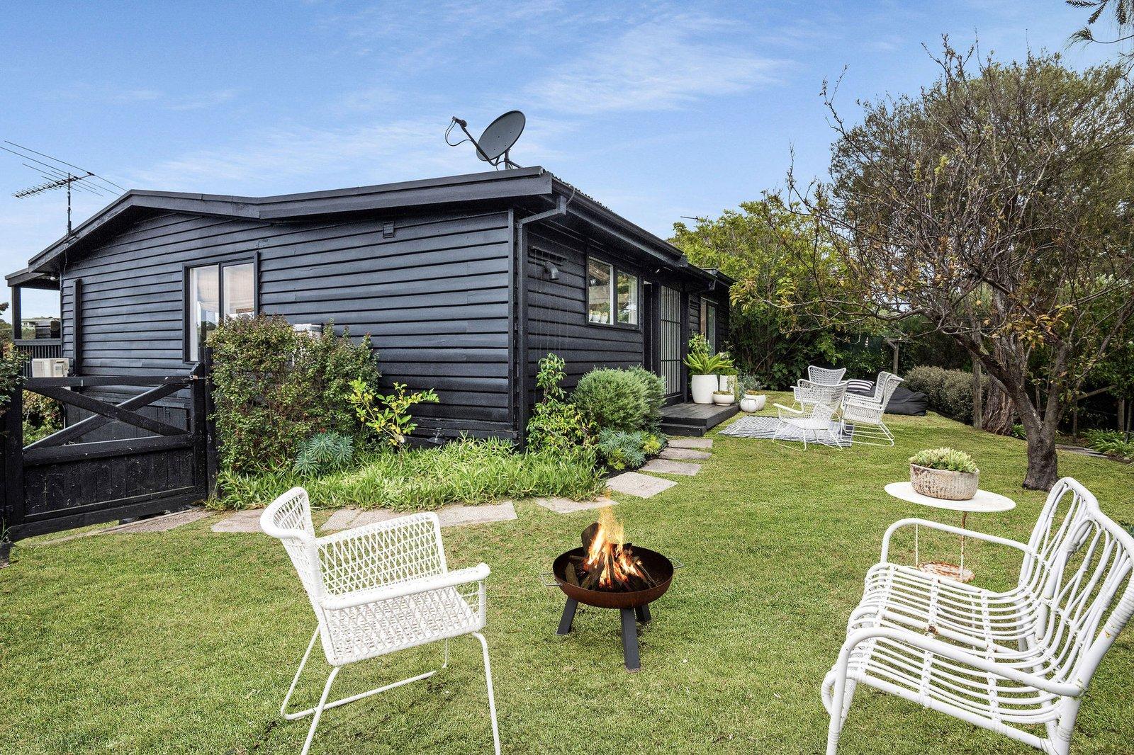 90 Weeroona Street, Rye, 3941