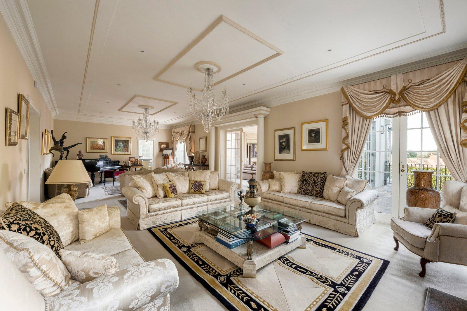 90 St Georges Road, Toorak, 3142