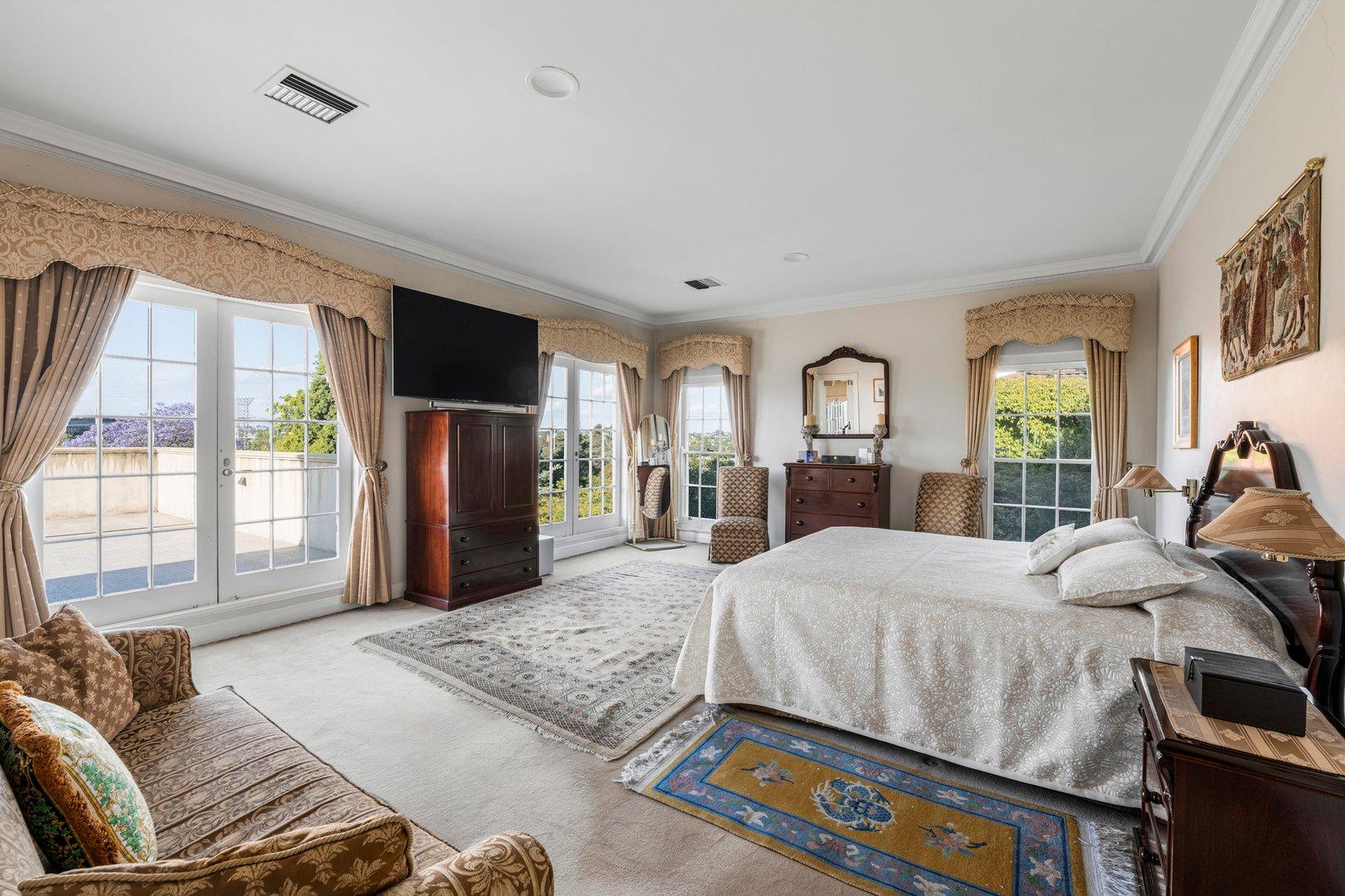 90 St Georges Road, Toorak, 3142