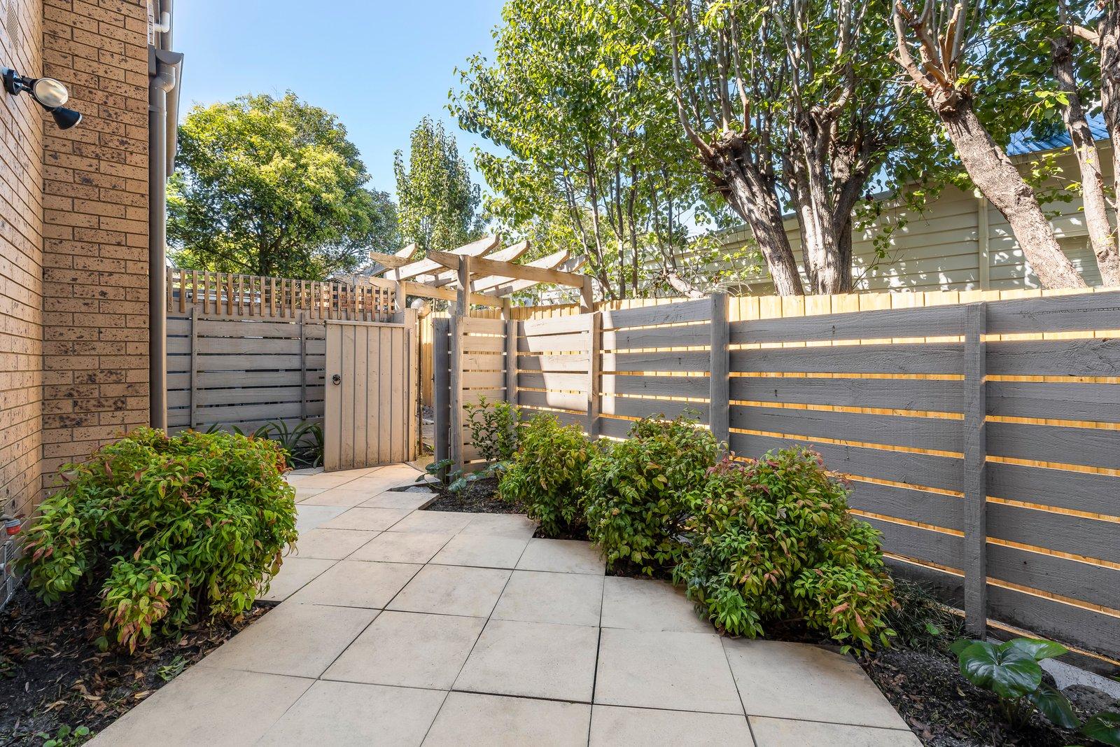 9/122-126 Milton Parade, Glen Iris, 3146