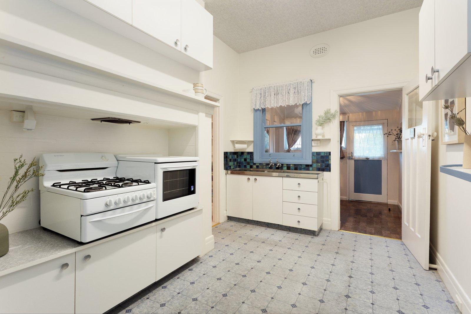 92 Windella Avenue, Kew East, 3102