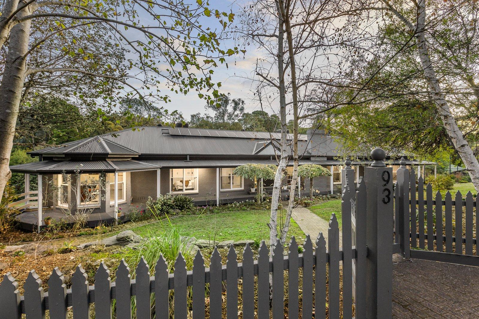 93-95 Gosford Court, Park Orchards, 3114