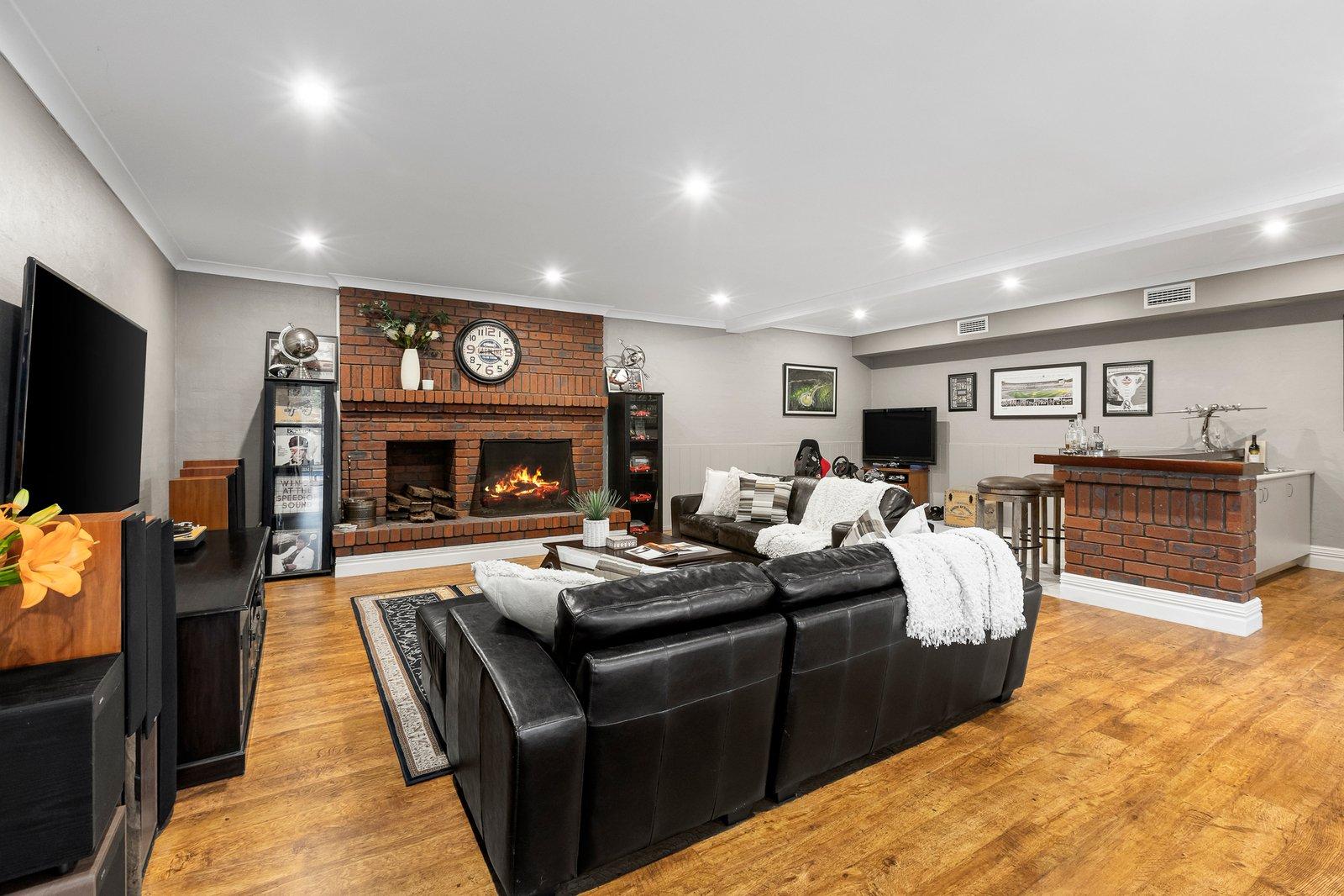 93-95 Gosford Court, Park Orchards, 3114