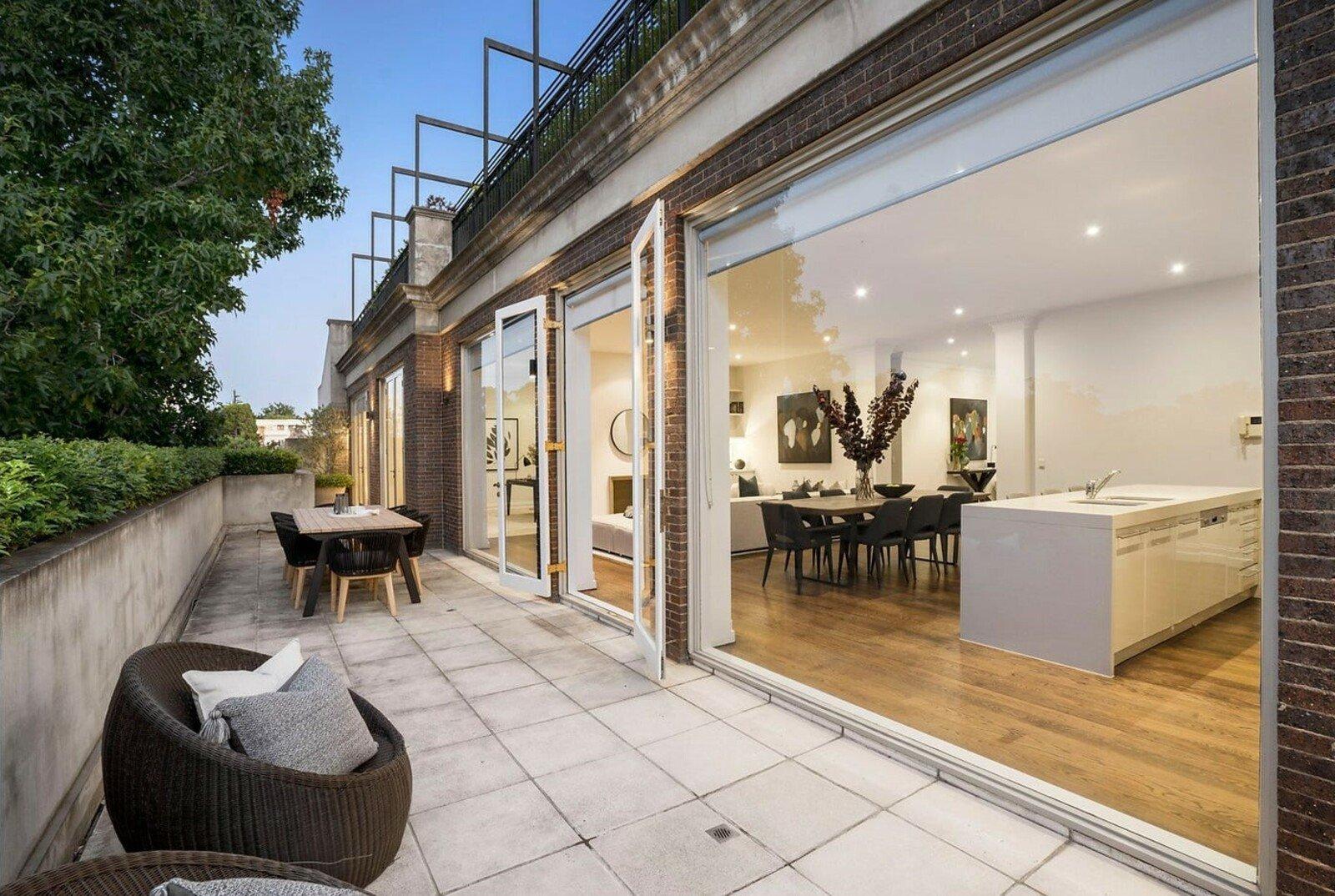 9/744 Orrong Road, Toorak, 3142