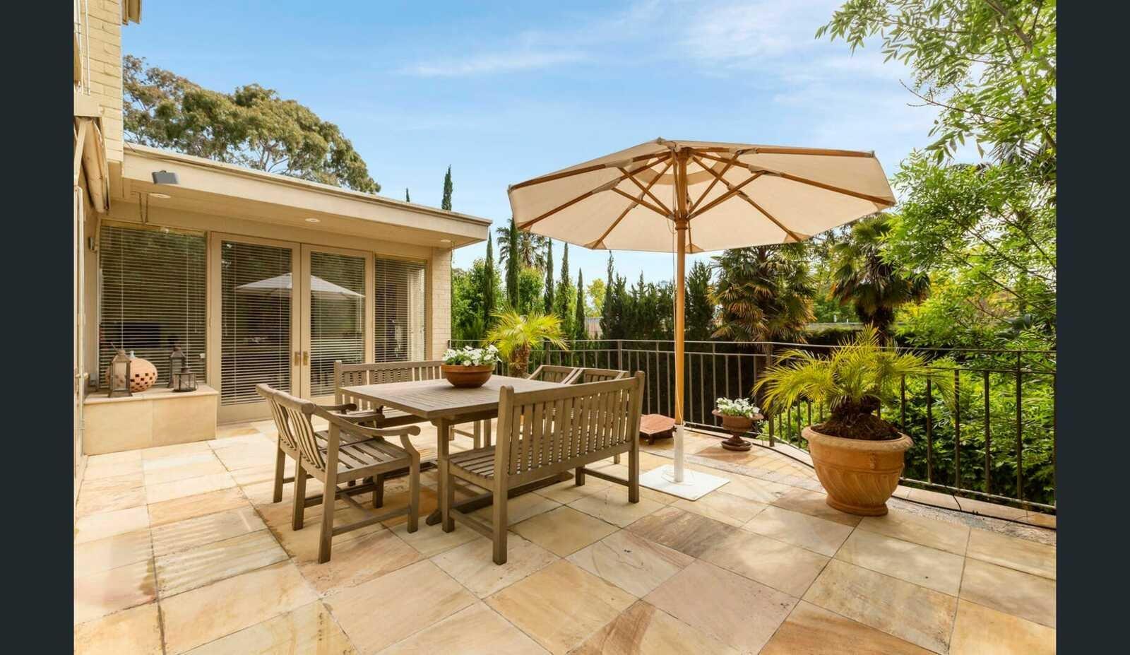 99 Grange Road, Toorak, 3142