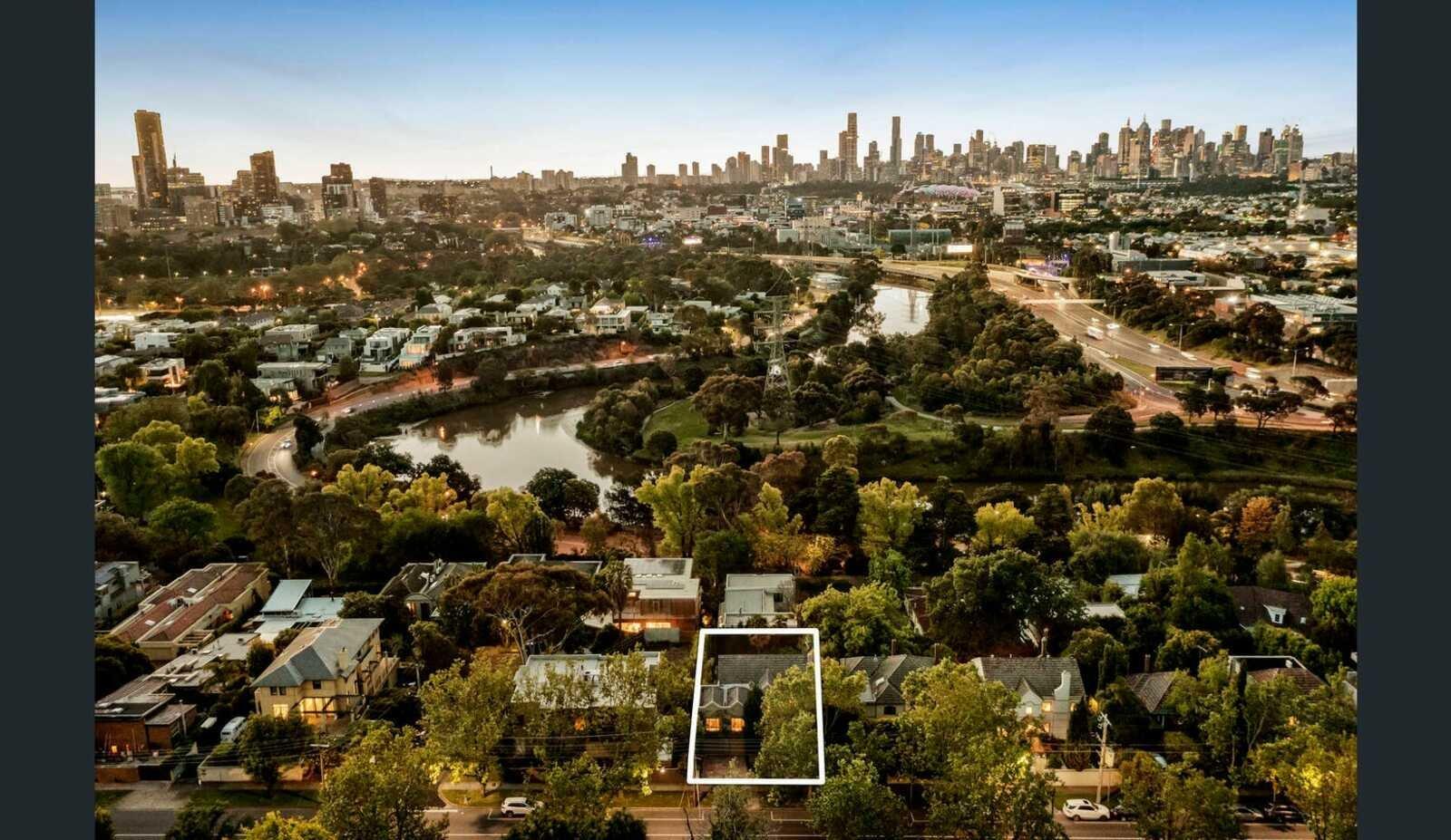 99 Grange Road, Toorak, 3142