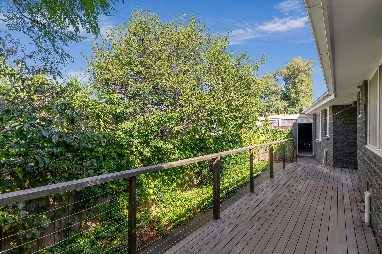 1-2/18 Pine Street, Brighton, 3186