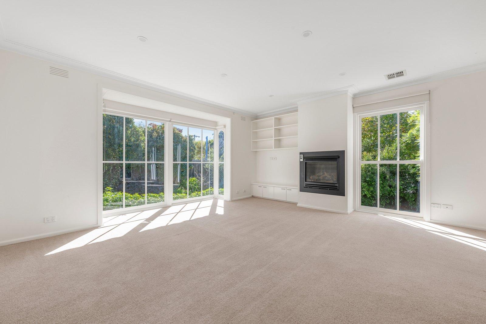 1-2/18 Pine Street, Brighton, 3186