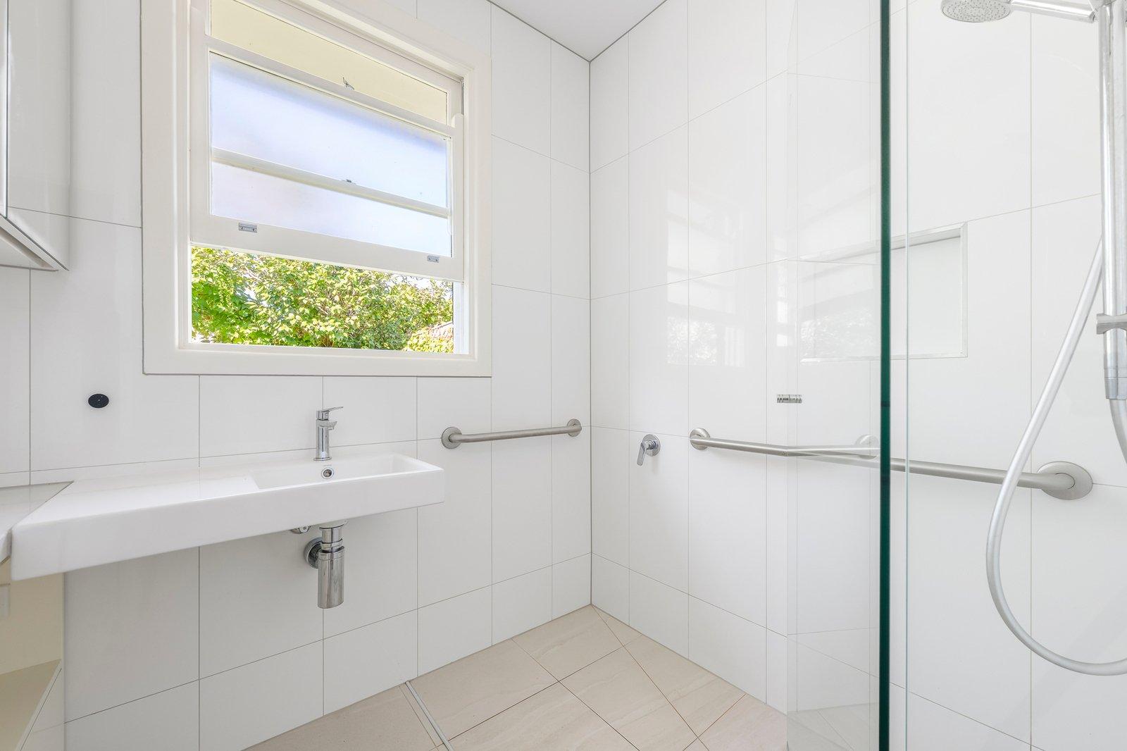 1-2/18 Pine Street, Brighton, 3186