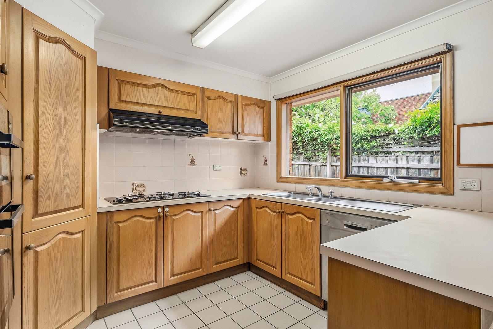 1-2/30 Abercrombie Street, Deepdene, 3103