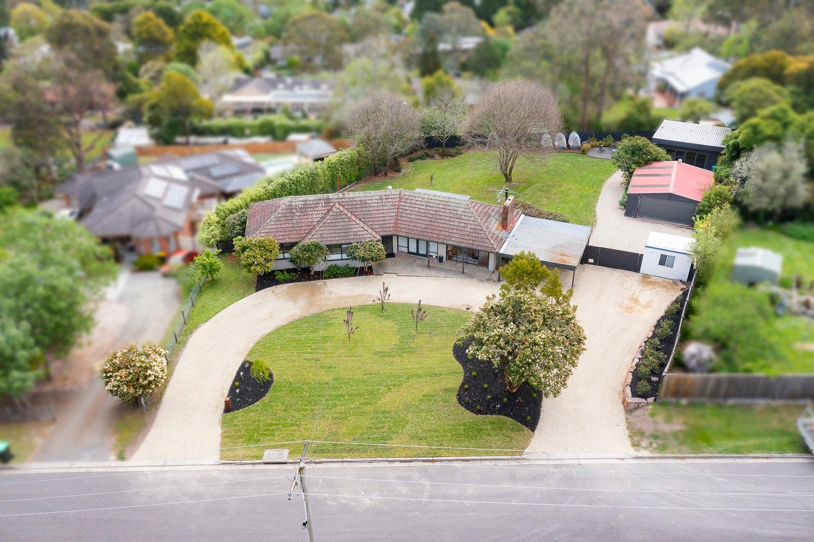 1-3 Camber Avenue, Park Orchards, 3114