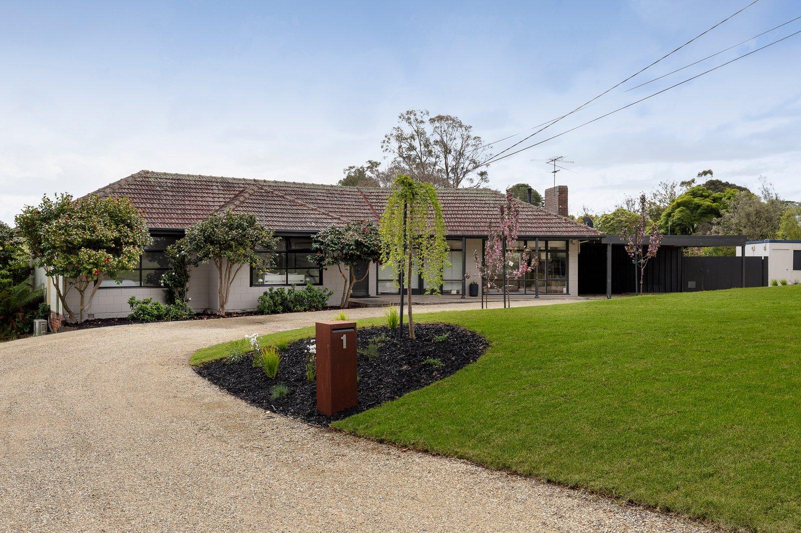 1-3 Camber Avenue, Park Orchards, 3114