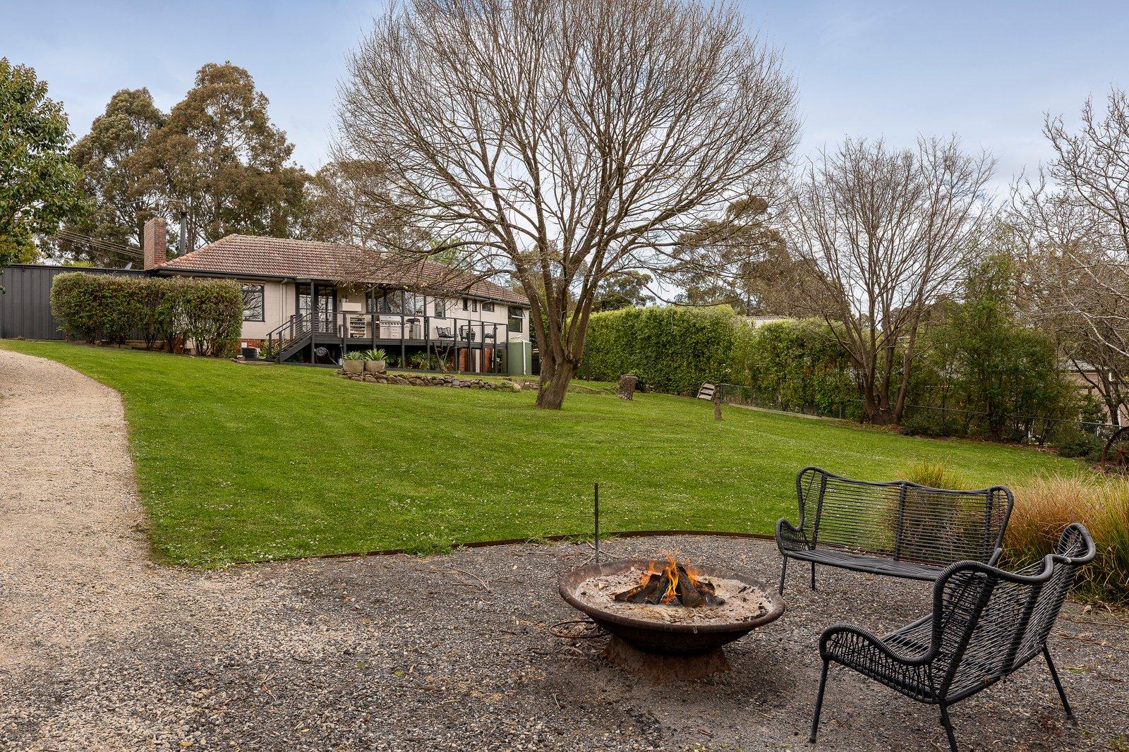 1-3 Camber Avenue, Park Orchards, 3114